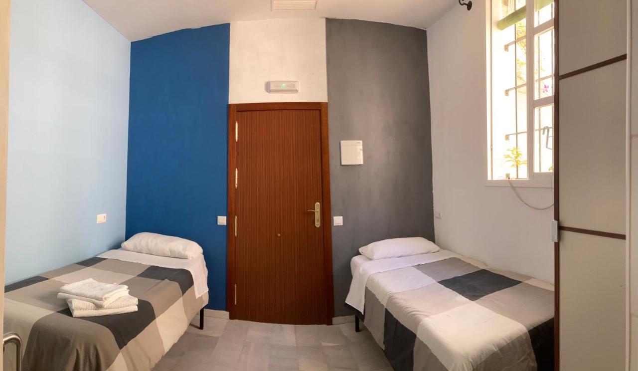 Baobab Hostal El Puerto de Santa María Eksteriør billede